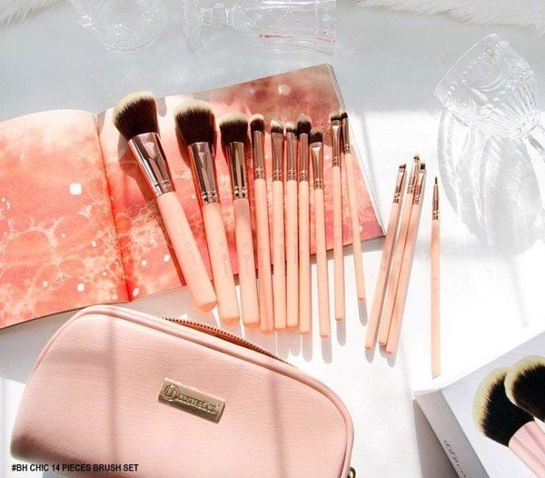 Bộ Cọ Trang Điểm 14 Cây BH COSMETICS BH Chic BHBO09